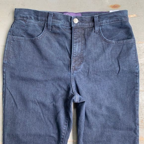 *SALE* EUC NYDJ Dark Wash Stretch Jeans NICE! - Picture 3 of 11